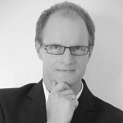 Dr. Karsten Brensing